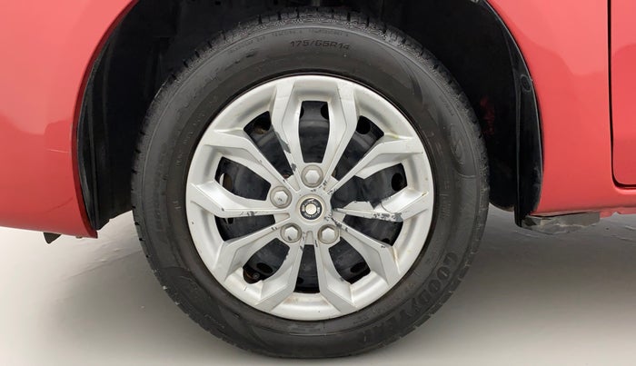 2012 Toyota Etios Liva G, Petrol, Manual, 53,414 km, Left Front Wheel