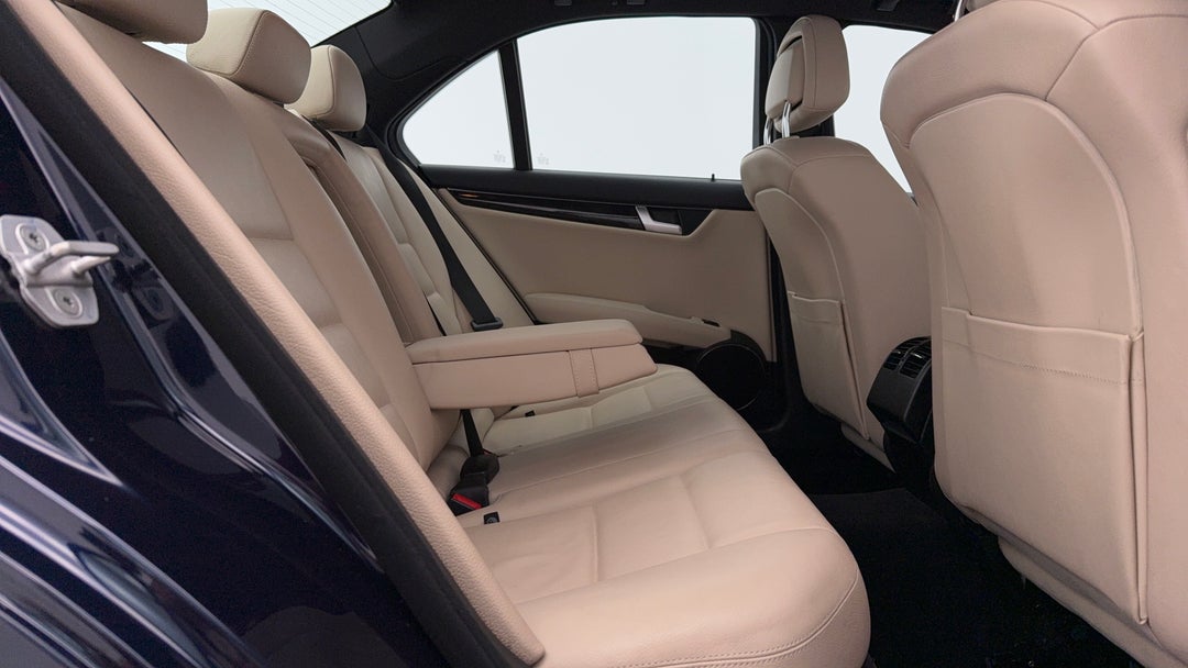 2013 Mercedes-benz C250 Avantgarde, Automatic, 120428 km, Right Side Rear Door Cabin View