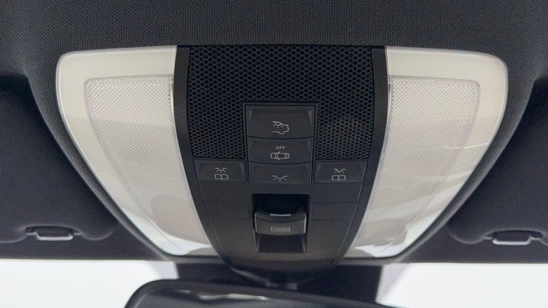 2013 Mercedes-benz C250 Avantgarde, Automatic, 120428 km, On-Roof Controls/Sunglass holder