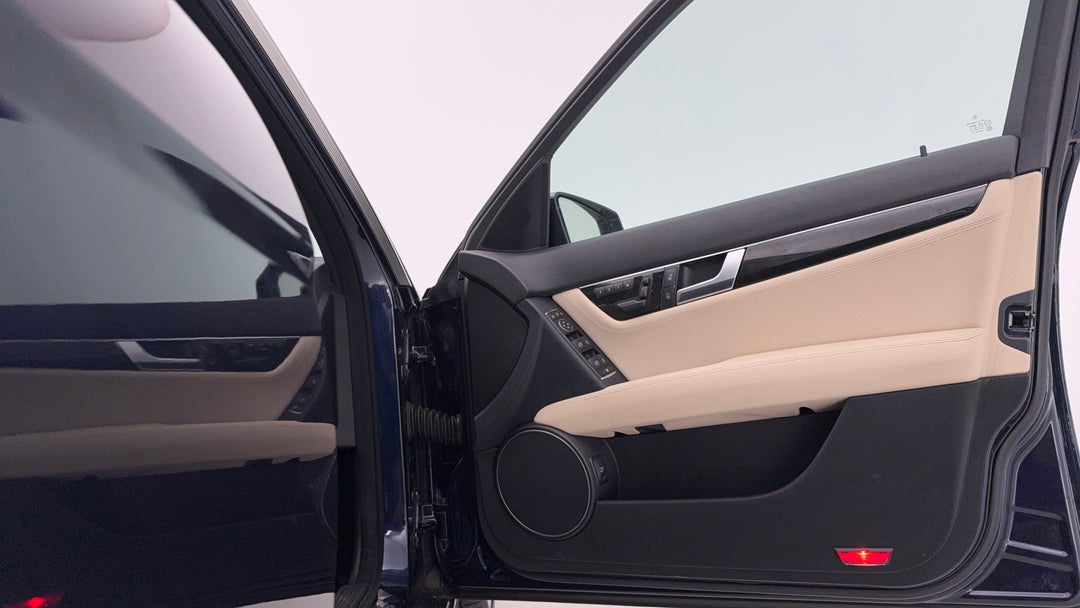 2013 Mercedes-benz C250 Avantgarde, Automatic, 120428 km, Speaker View