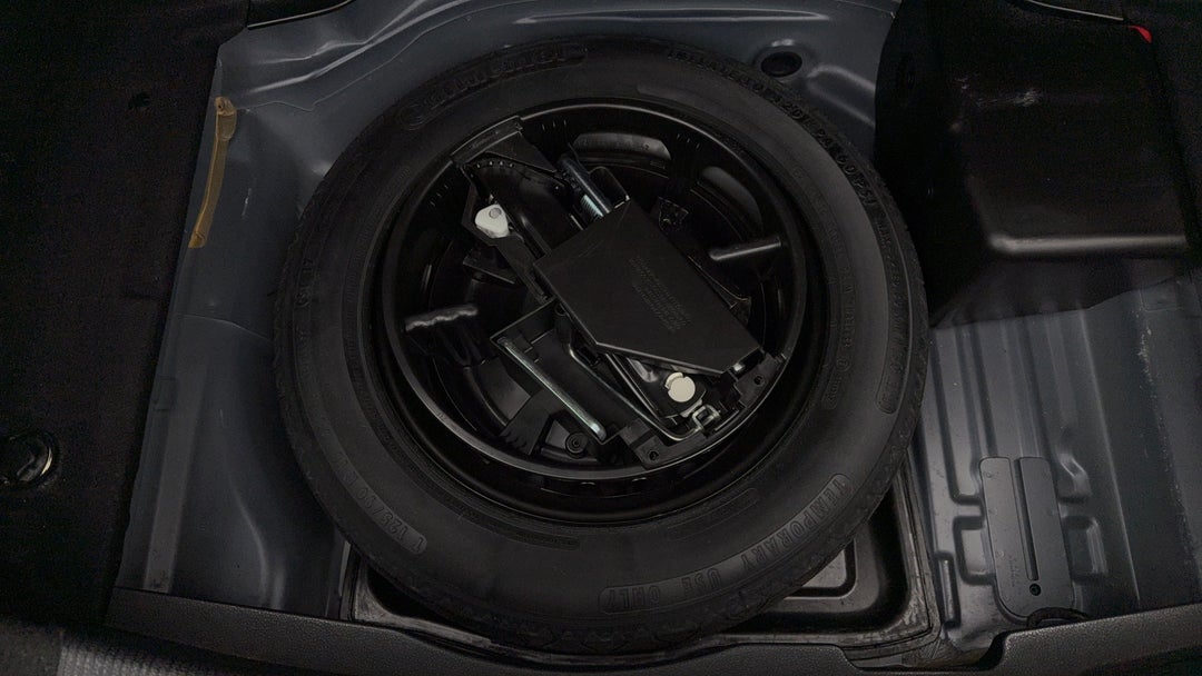 2013 Mercedes-benz C250 Avantgarde, Automatic, 120428 km, Spare Wheel