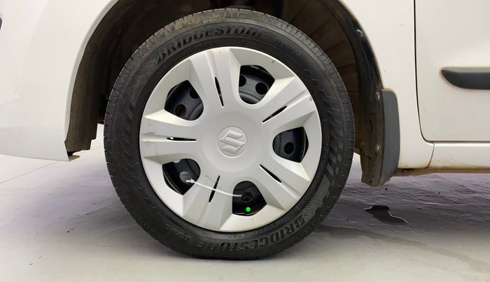 2016 Maruti Wagon R 1.0 VXI AMT, Petrol, Automatic, 53,215 km, Left Front Wheel