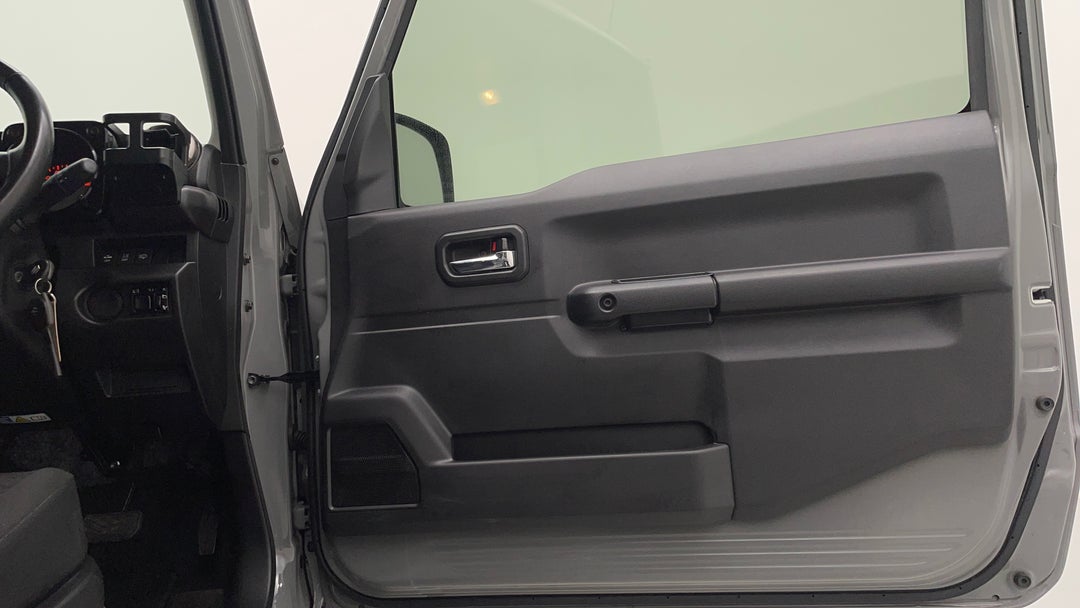 2021 Suzuki Jimny Glx (qld), Automatic, 51477 km, Speaker View