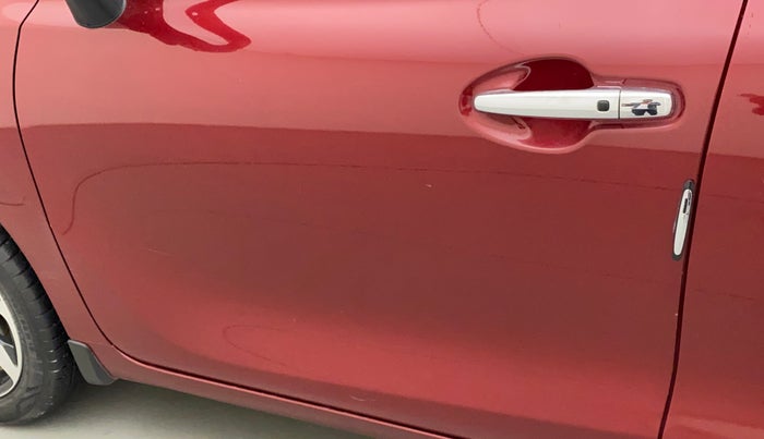 2022 Toyota Glanza V, Petrol, Manual, 41,129 km, Front passenger door - Minor scratches