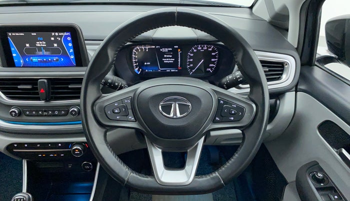 2020 Tata ALTROZ XZ 1.2, Petrol, Manual, 10,546 km, Steering Wheel Close Up
