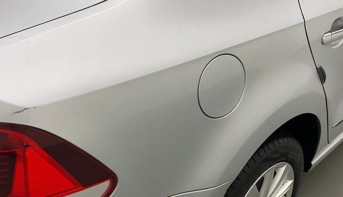 2016 Volkswagen Vento HIGHLINE 1.6 MPI, Petrol, Manual, 65,809 km, Right quarter panel - Minor scratches