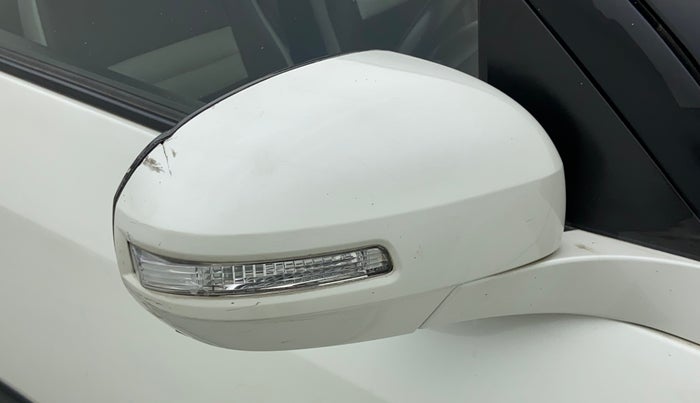 2012 Maruti Swift Dzire VXI, Petrol, Manual, 56,873 km, Right rear-view mirror - Cover has minor damage