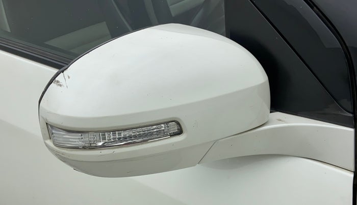 2012 Maruti Swift Dzire VXI, Petrol, Manual, 56,873 km, Right rear-view mirror - Indicator light has minor damage