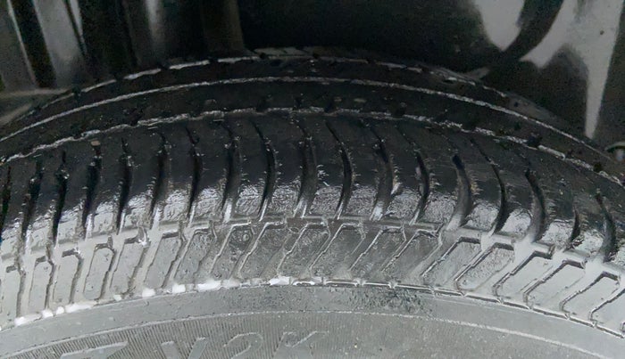 2012 Maruti Swift Dzire VXI, Petrol, Manual, 56,873 km, Right Rear Tyre Tread