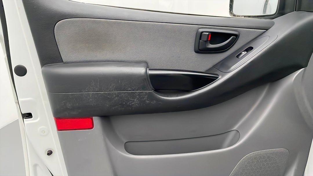 Doors Front LHS Lining broken / damaged