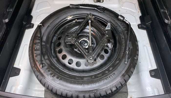 2019 KIA SELTOS HTX IVT 1.5 PETROL, Petrol, Automatic, 79,167 km, Spare Tyre