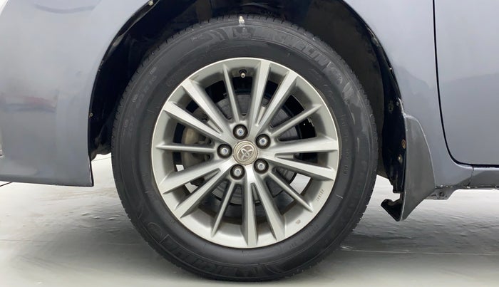 2014 Toyota Corolla Altis VL AT, Petrol, Automatic, 89,959 km, Left Front Wheel