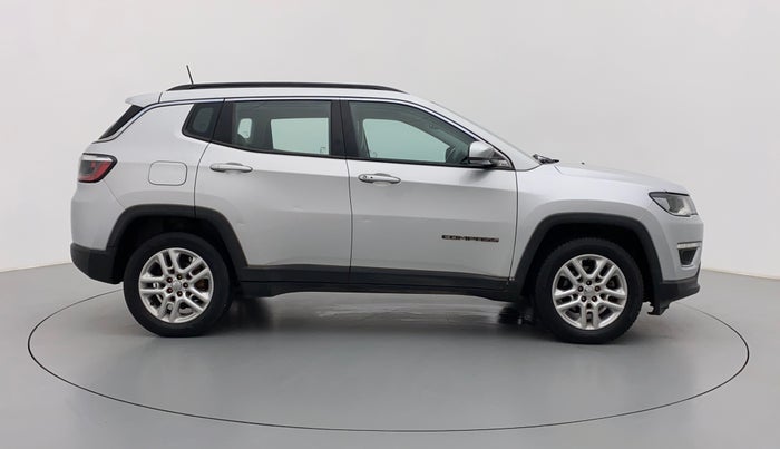 2018 Jeep Compass 2.0 LIMITED, Diesel, Manual, 58,864 km, Right Side View