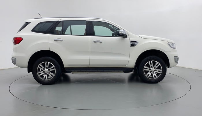 2017 Ford Endeavour 3.2l 4X4 AT Titanium, Diesel, Automatic, 39,662 km, Right Side