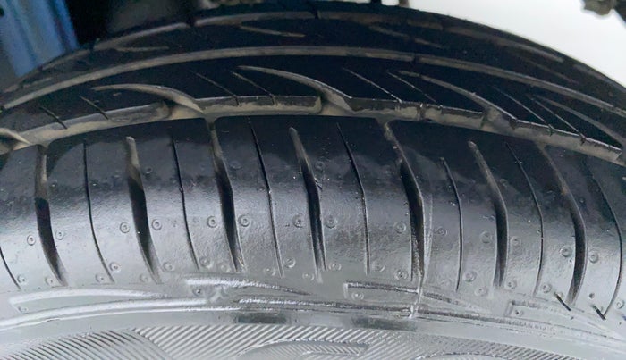 2018 Maruti Alto 800 VXI, Petrol, Manual, 4,575 km, Left Rear Tyre Tread