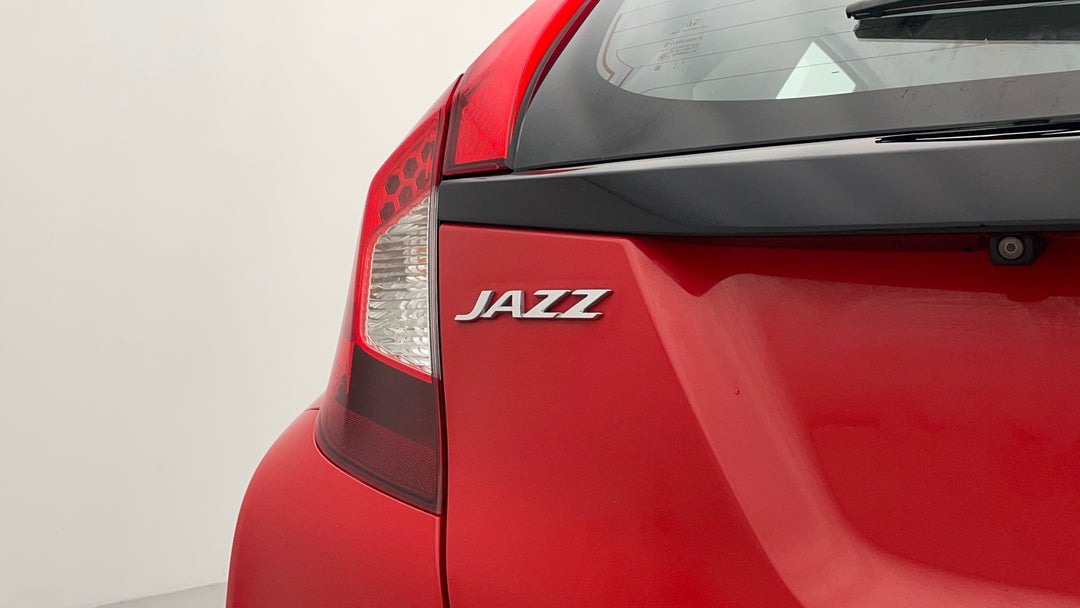 2016 Honda Jazz Vti, Manual, 86702 km, Badge (Boot Left Side)