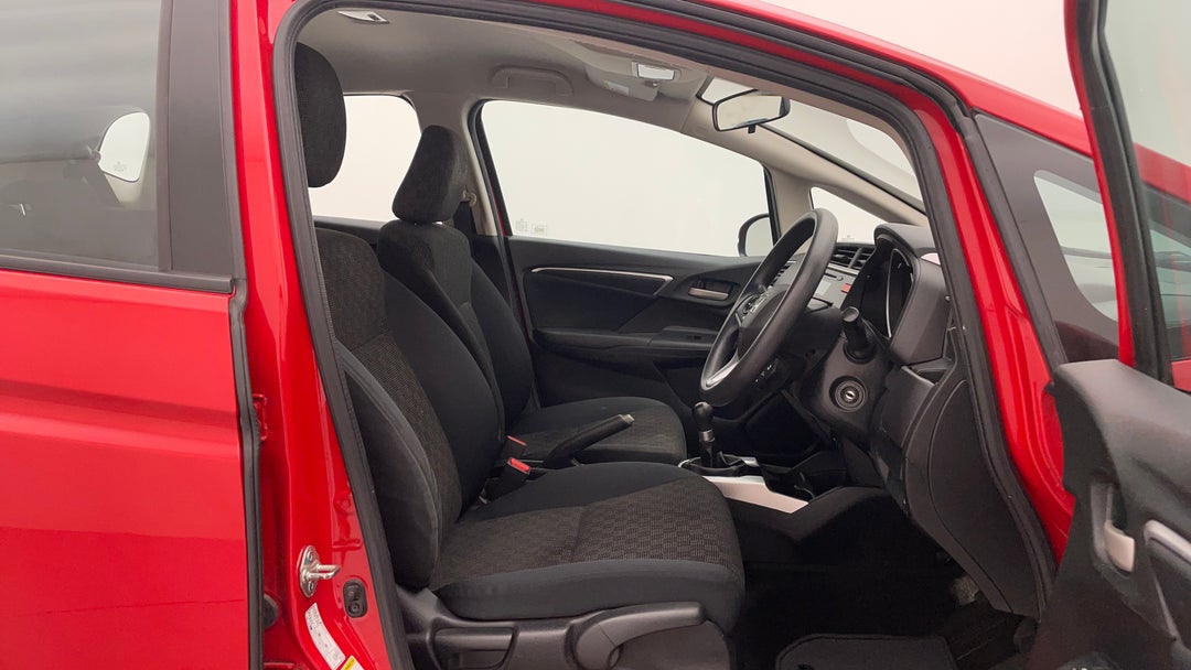 2016 Honda Jazz Vti, Manual, 86702 km, Right Side Front Door Cabin View