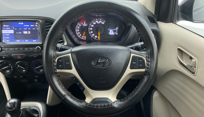 2018 Hyundai NEW SANTRO 1.1 SPORTZ MT CNG, CNG, Manual, 40,067 km, Steering Wheel Close Up
