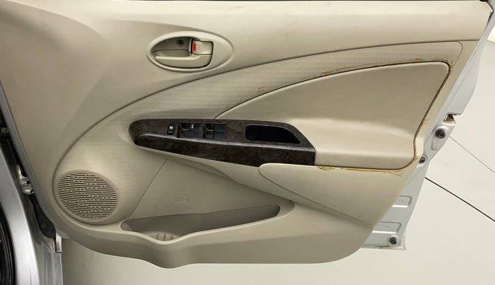 2015 Toyota Etios VX, Petrol, Manual, 14,512 km, Driver Side Door Panels Control