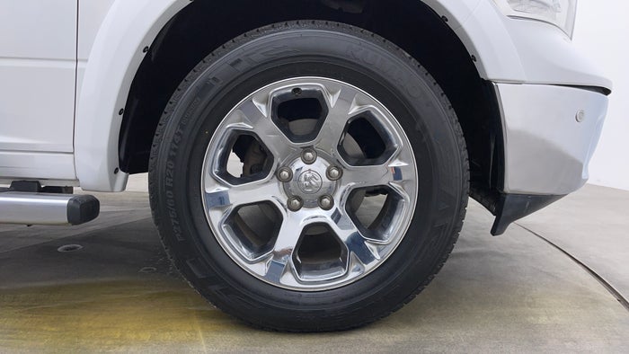 Dodge RAM 1500-Right Front Tyre