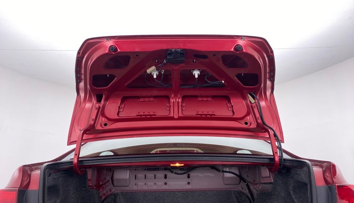 2018 Honda Amaze 1.2 V CVT I VTEC, Petrol, Automatic, 37,934 km, Boot Door Open