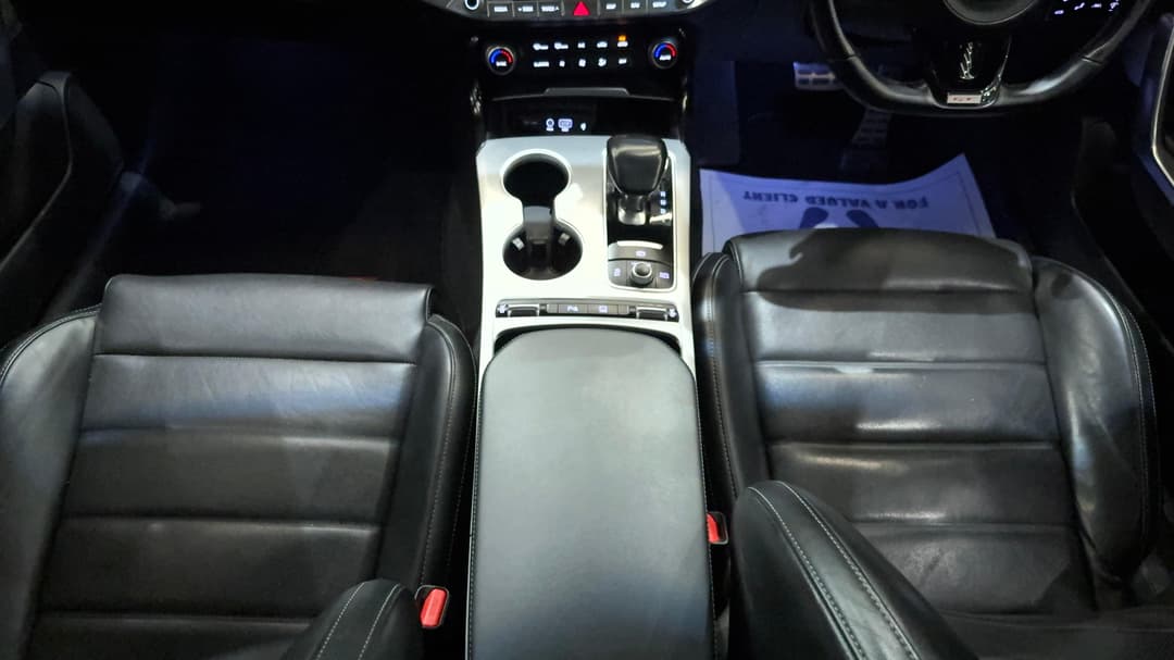 2018 Kia Stinger Gt (black Leather), Automatic, 124493 km, Center Console