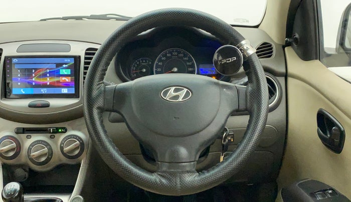 2013 Hyundai i10 ERA 1.1, CNG, Manual, 69,607 km, Steering Wheel Close Up