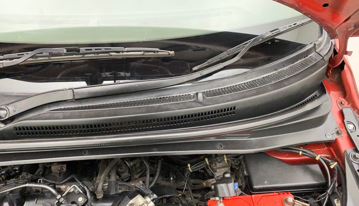 2013 Hyundai i10 ERA 1.1, CNG, Manual, 69,607 km, Bonnet (hood) - Cowl vent panel has minor damage