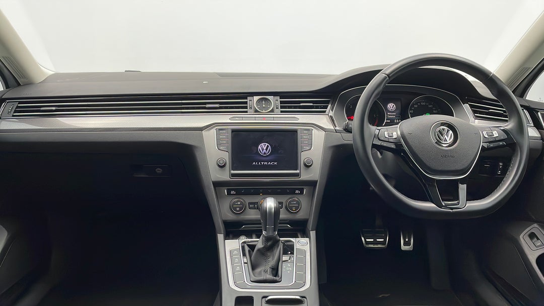 2017 Volkswagen Passat Alltrack 140 Tdi, Automatic, 112184 km, Dashboard View