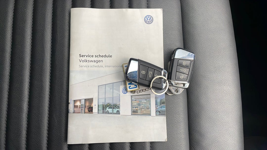 2017 Volkswagen Passat Alltrack 140 Tdi, Automatic, 112184 km, Key Close-up