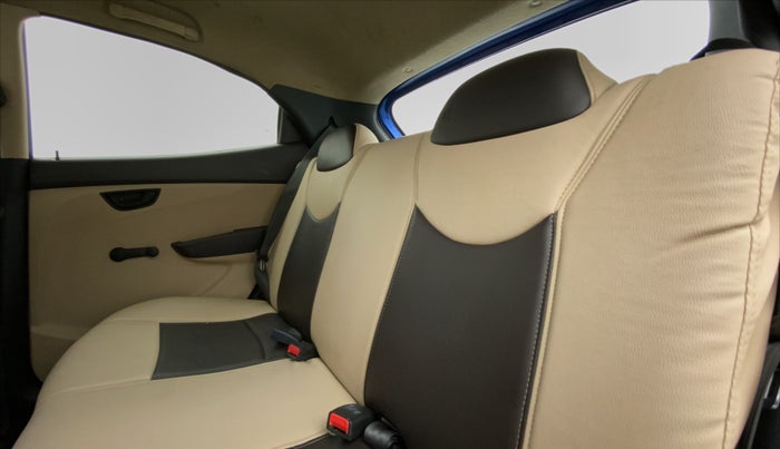 2016 Hyundai Eon ERA PLUS, Petrol, Manual, 29,779 km, Right Side Rear Door Cabin