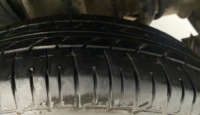 2017 Tata Tiago XE PETROL, Petrol, Manual, 1,19,094 km, Left Rear Tyre Tread