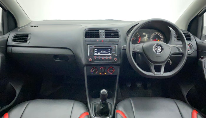 2017 Volkswagen Polo COMFORTLINE 1.2L, Petrol, Manual, 51,364 km, Dashboard