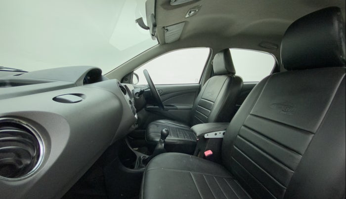 2013 Toyota Etios Liva G, Petrol, Manual, 1,02,136 km, Right Side Front Door Cabin
