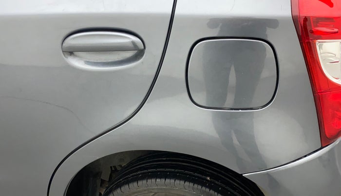 2013 Toyota Etios Liva G, Petrol, Manual, 1,02,136 km, Left quarter panel - Minor scratches