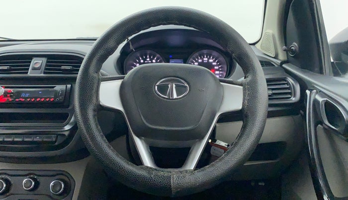 2017 Tata Tiago XM 1.05 REVOTORQ, Diesel, Manual, 93,992 km, Steering Wheel Close-up