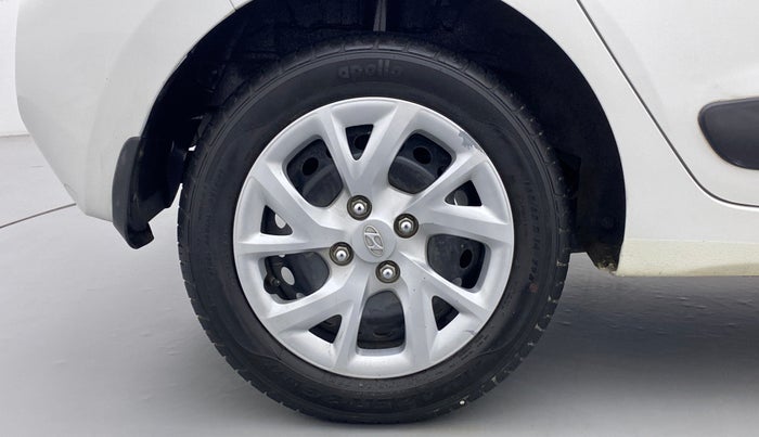 2017 Hyundai Grand i10 MAGNA 1.2 VTVT, Petrol, Manual, 13,586 km, Right Rear Wheel