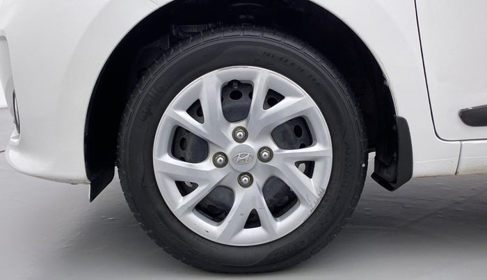 2017 Hyundai Grand i10 MAGNA 1.2 VTVT, Petrol, Manual, 13,586 km, Left Front Wheel