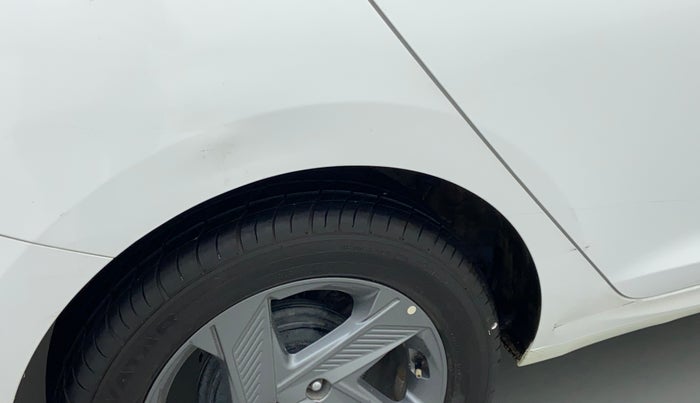 2021 Hyundai Verna SX 1.5 CRDI, Diesel, Manual, 35,447 km, Right quarter panel - Minor scratches