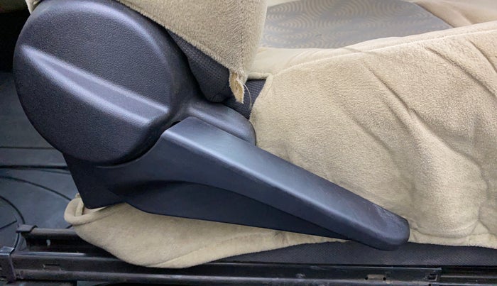2011 Toyota Etios V, Petrol, Manual, 1,04,736 km, Driver Side Adjustment Panel