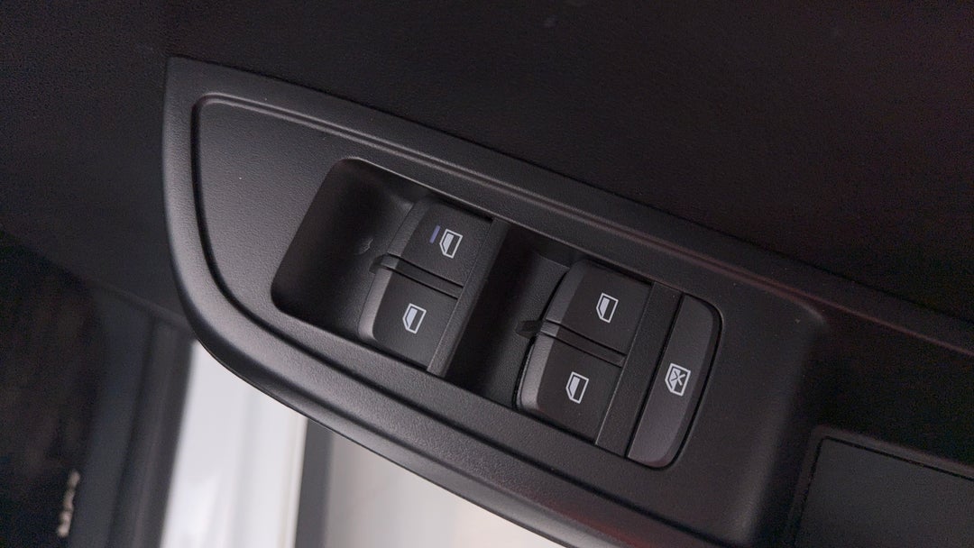 2022 MG Mg3 Auto Excite (with Navigation), Automatic, 26011 km, Drivers Side Door Panel Controls