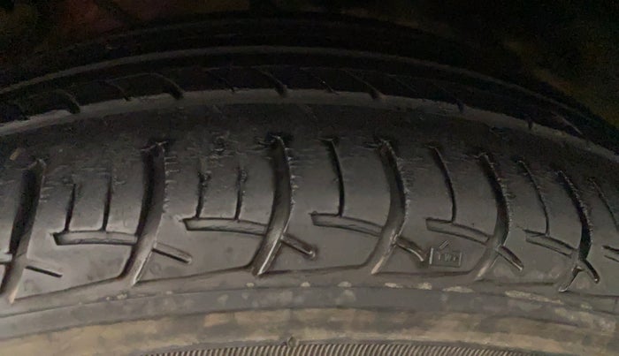 2019 Hyundai Elite i20 SPORTZ PLUS 1.2, Petrol, Manual, 6,970 km, Left Rear Tyre Tread