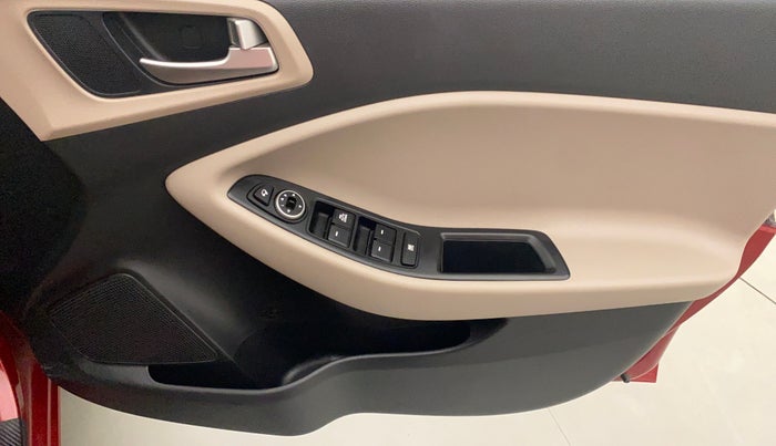 2019 Hyundai Elite i20 SPORTZ PLUS 1.2, Petrol, Manual, 6,970 km, Driver Side Door Panels Control
