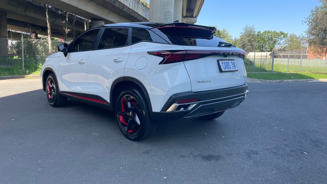 Left Back Diagonal (45- Degree) View