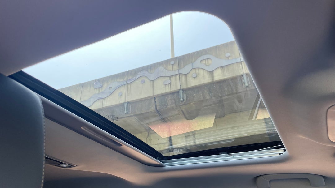 Interior Sunroof/Moonroof