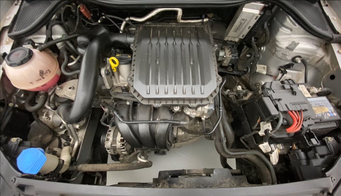 2018 Volkswagen Ameo COMFORTLINE 1.0L, Petrol, Manual, 47,592 km, Open Bonet