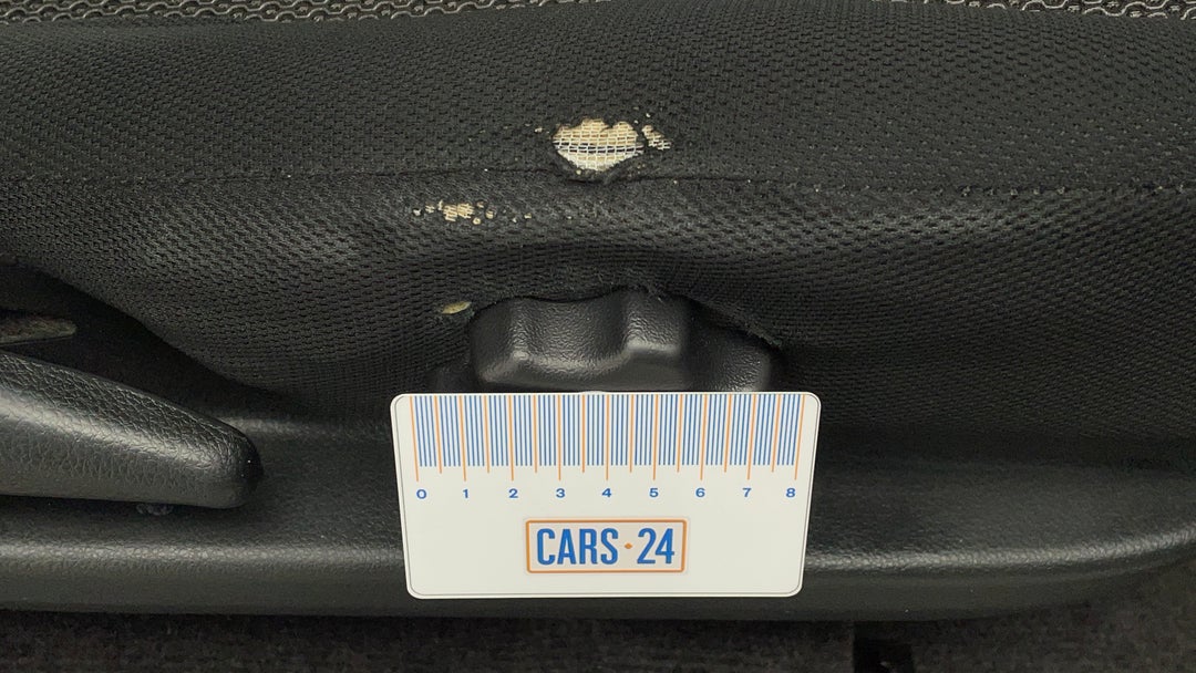 Seats Front RHS Wear