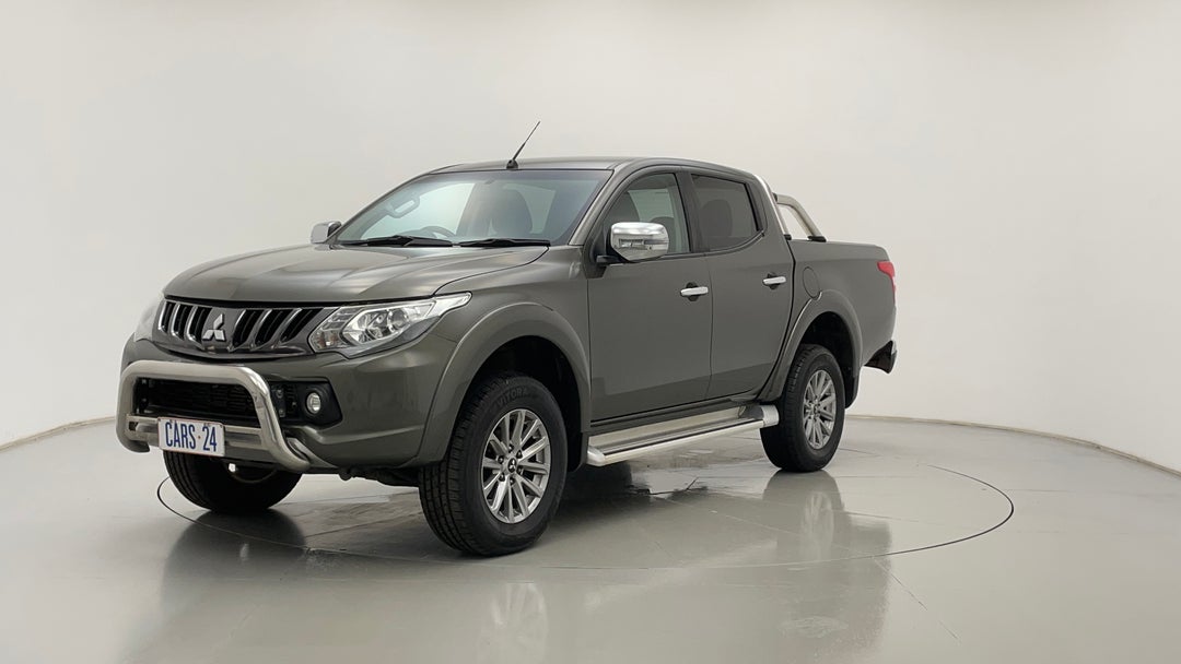 Left Front Diagonal (45- Degree) View