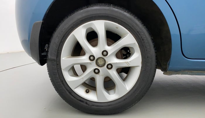 2017 Nissan Micra XV CVT, Petrol, Automatic, 39,634 km, Right Rear Wheel