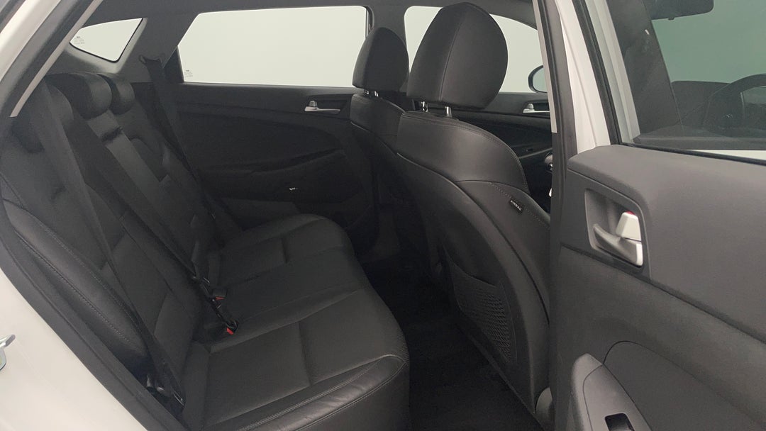 2019 Hyundai Tucson Active X (fwd), Automatic, 62842 km, Right Side Rear Door Cabin View